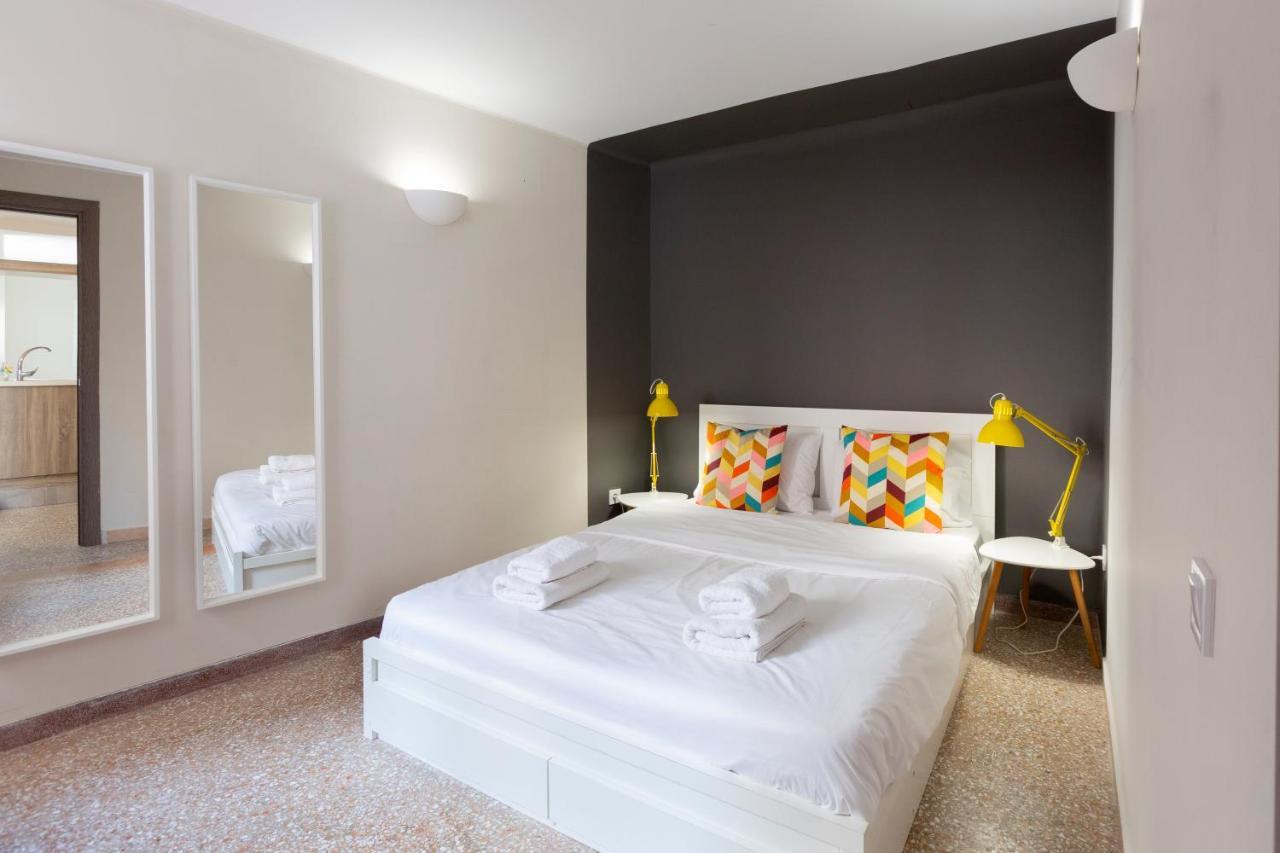 Psirri Place Economy Apartments Centrally Located Atenas Exterior foto